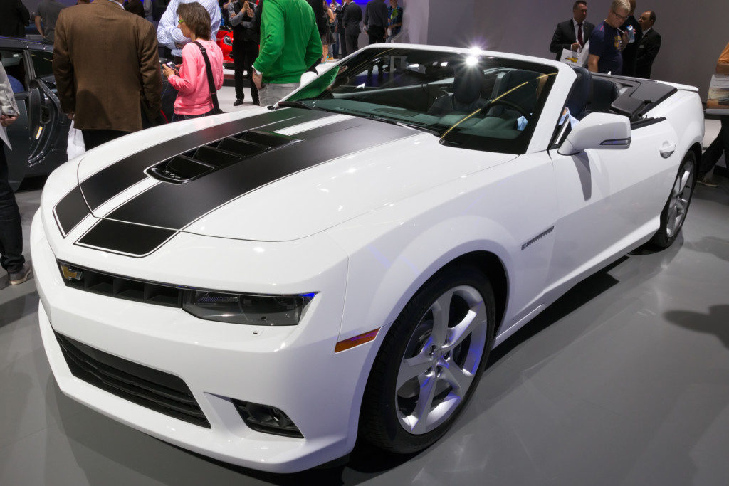 Chevrolet Camaro cabriolet i hvid